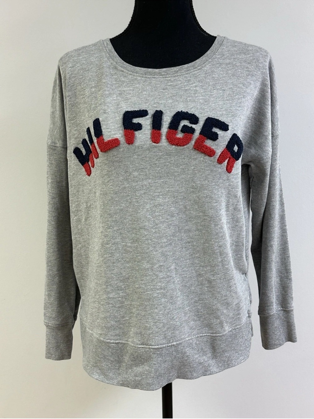 Women’s Tommy Hilfiger 3D Spellout LS Pull Over Lounge Sweatshirt Gray Sz S